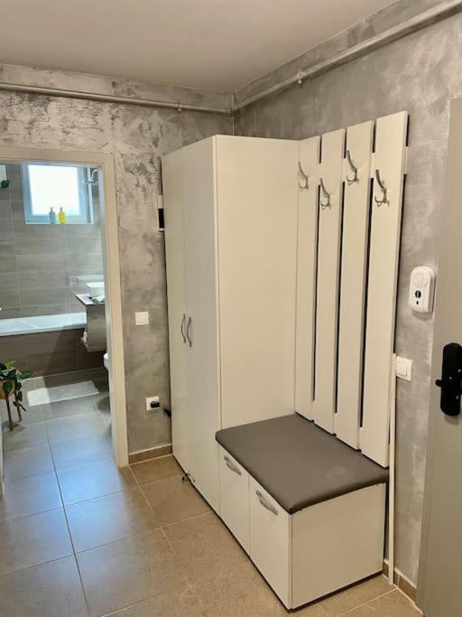 Appartamento Belmonte Braşov Esterno foto